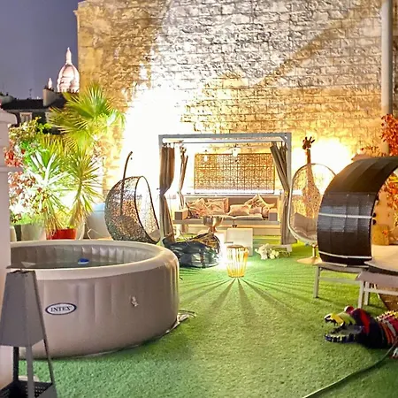 Daire Luxury Rooftop Escape With Jacuzzi & Sacre-coeur View *