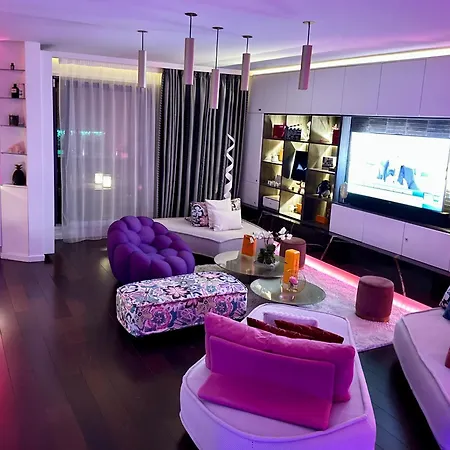 Daire Luxury Rooftop Escape With Jacuzzi & Sacre-coeur View Paris