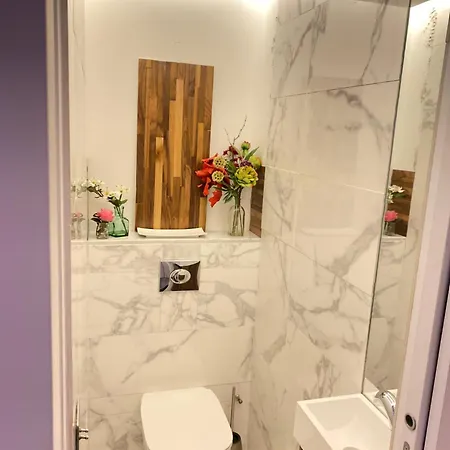 Luxury Rooftop Escape With Jacuzzi & Sacre-coeur View * París