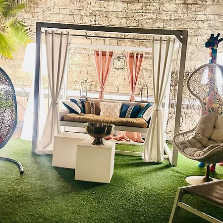 Luxury Rooftop Escape With Jacuzzi & Sacre-coeur View Apartament *
